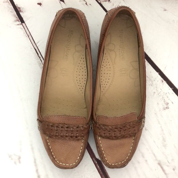 Marks & Spencer Footglove Leather Loafer Heels - Picture 4 of 6